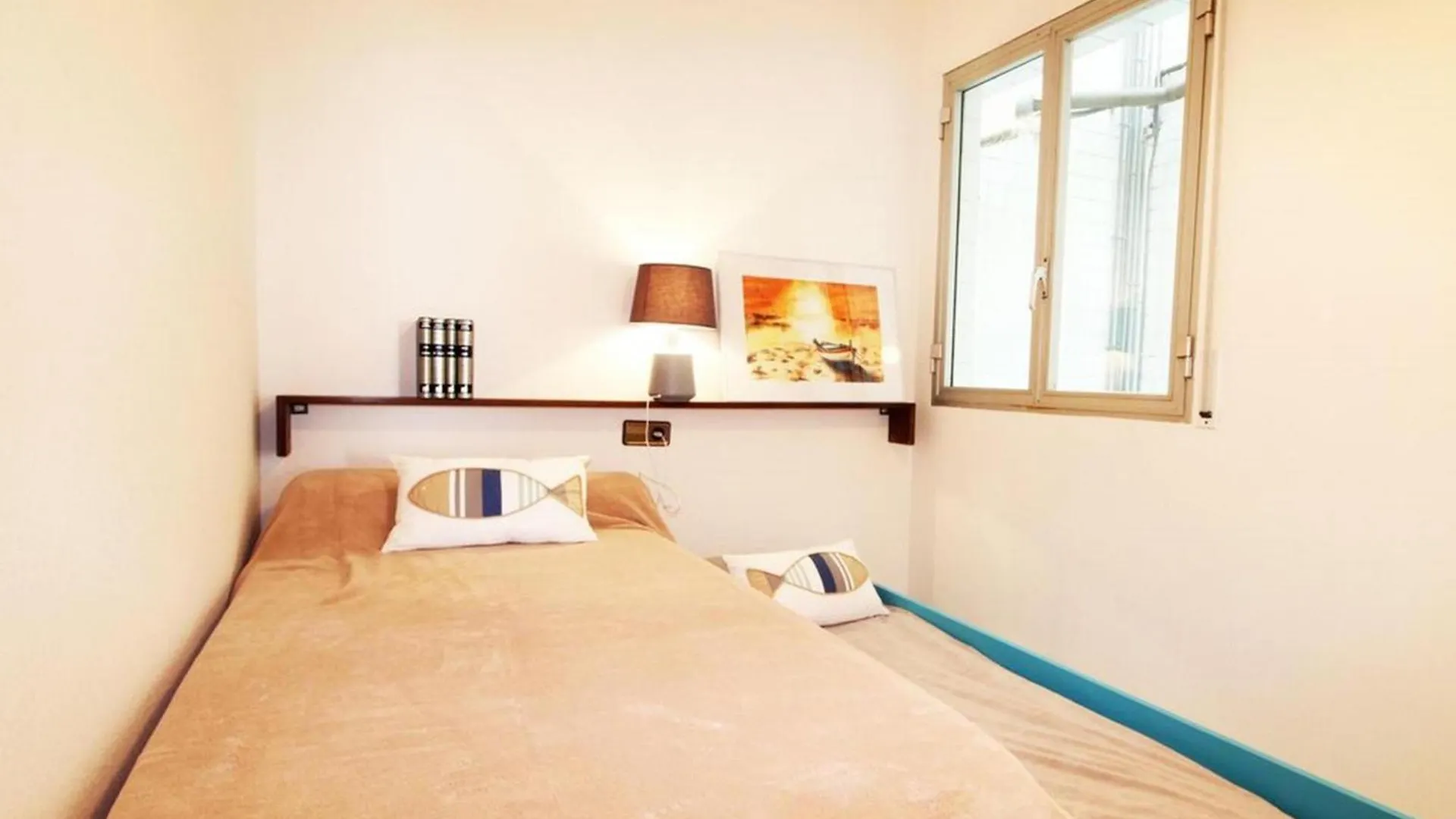 Espectaculares Vistas Al Mar En Primera Linea, Terraza, Aire Acondicionado, Y Wifi En Roses - Es-258-68 0*,