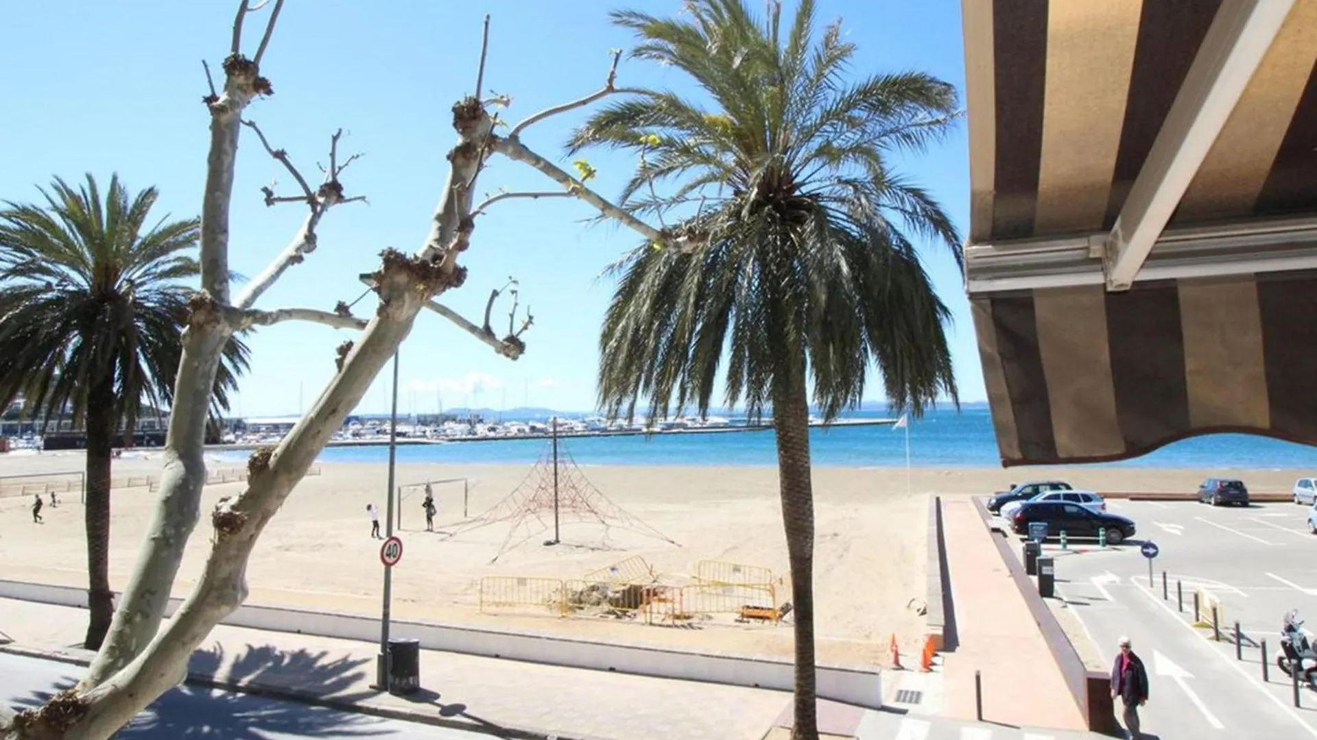 Appartamento Espectaculares Vistas Al Mar En Primera Linea, Terraza, Aire Acondicionado, Y Wifi En Roses - Es-258-68